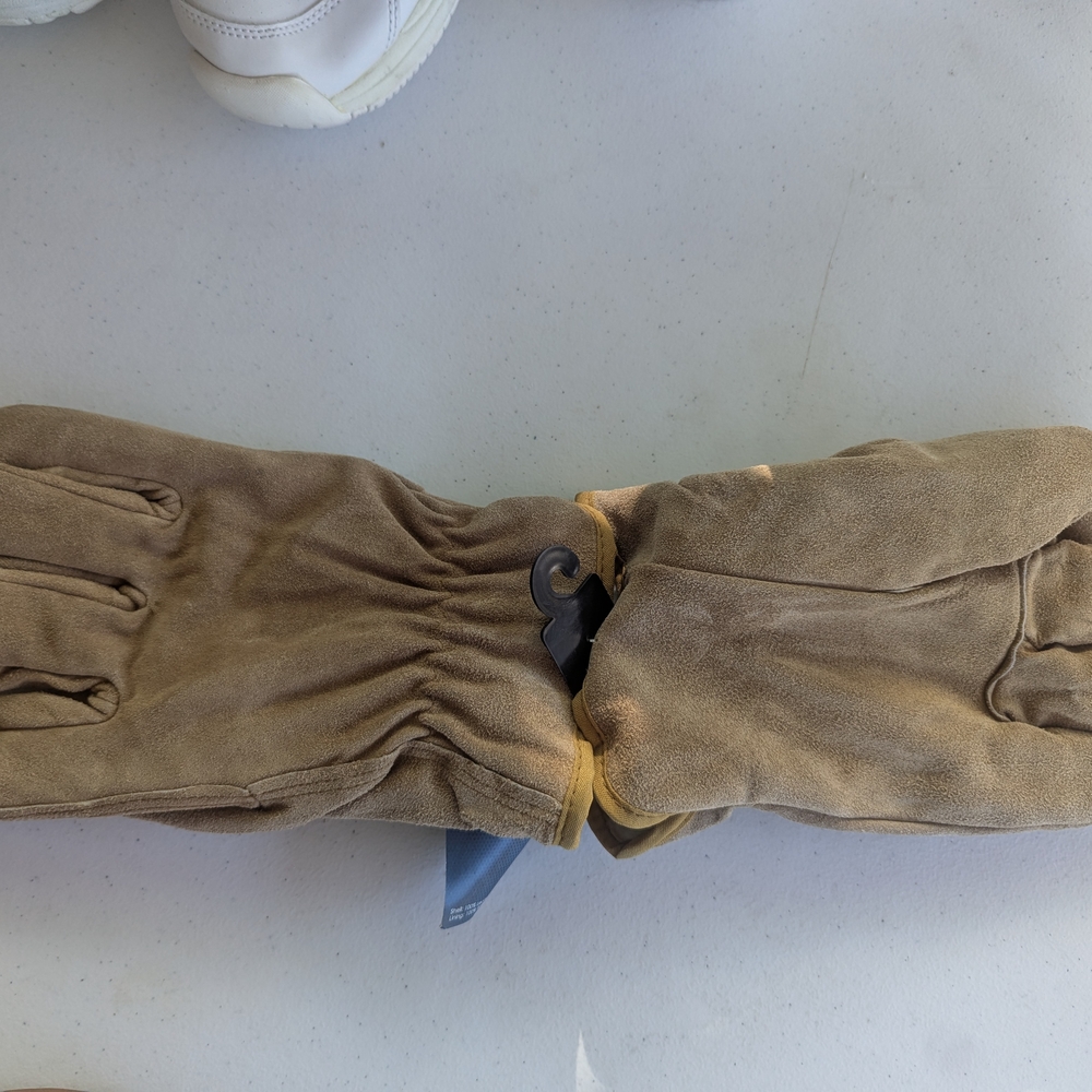 Men's Tan Suede Gloves
